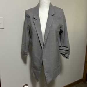 Maison d’Amelie gray and white plaid blazer